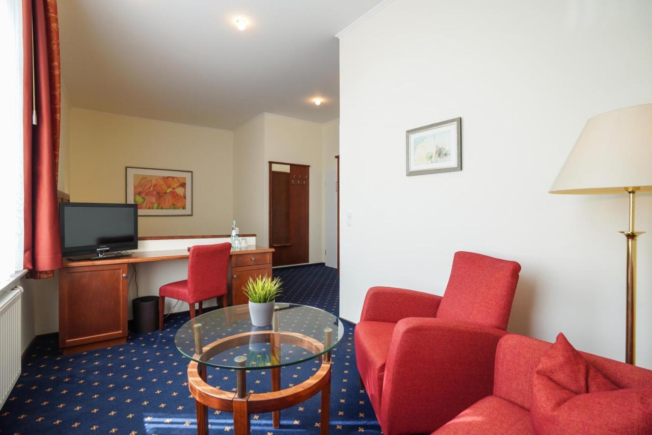 Strandhotel Ostfriesenhof 3*