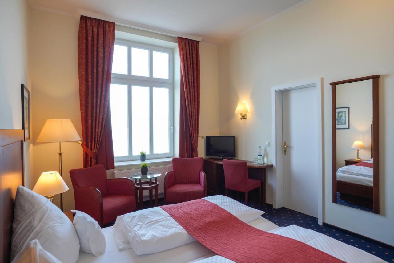 Отель Strandhotel Ostfriesenhof