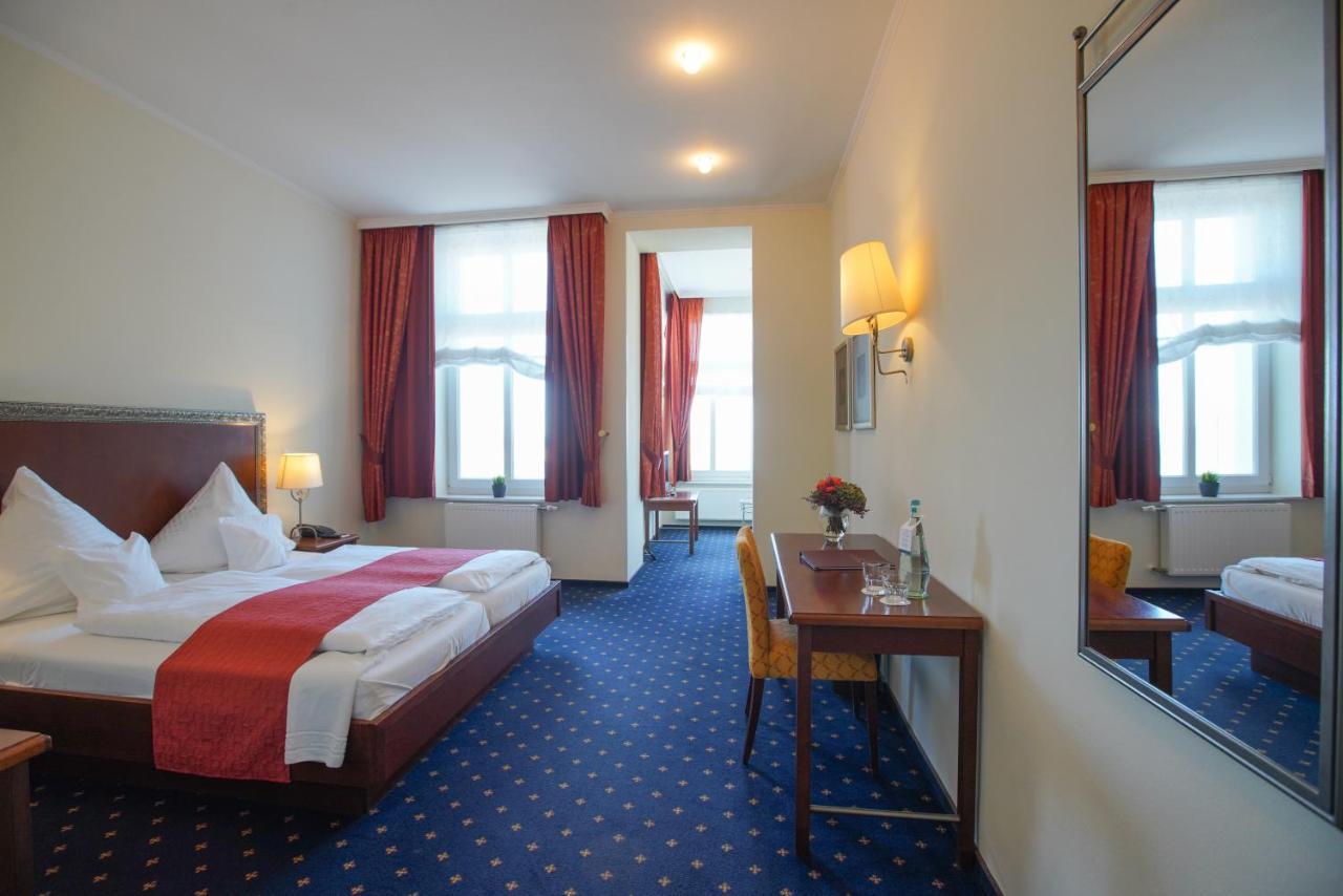 Strandhotel Ostfriesenhof Боркум